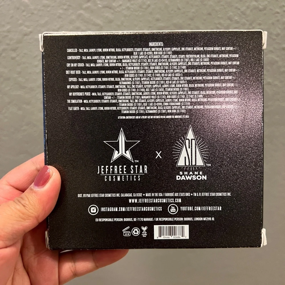 *SOLD*Jeffree Star Mini Controversy Eye Shadow Palette - Picture 5 of 6